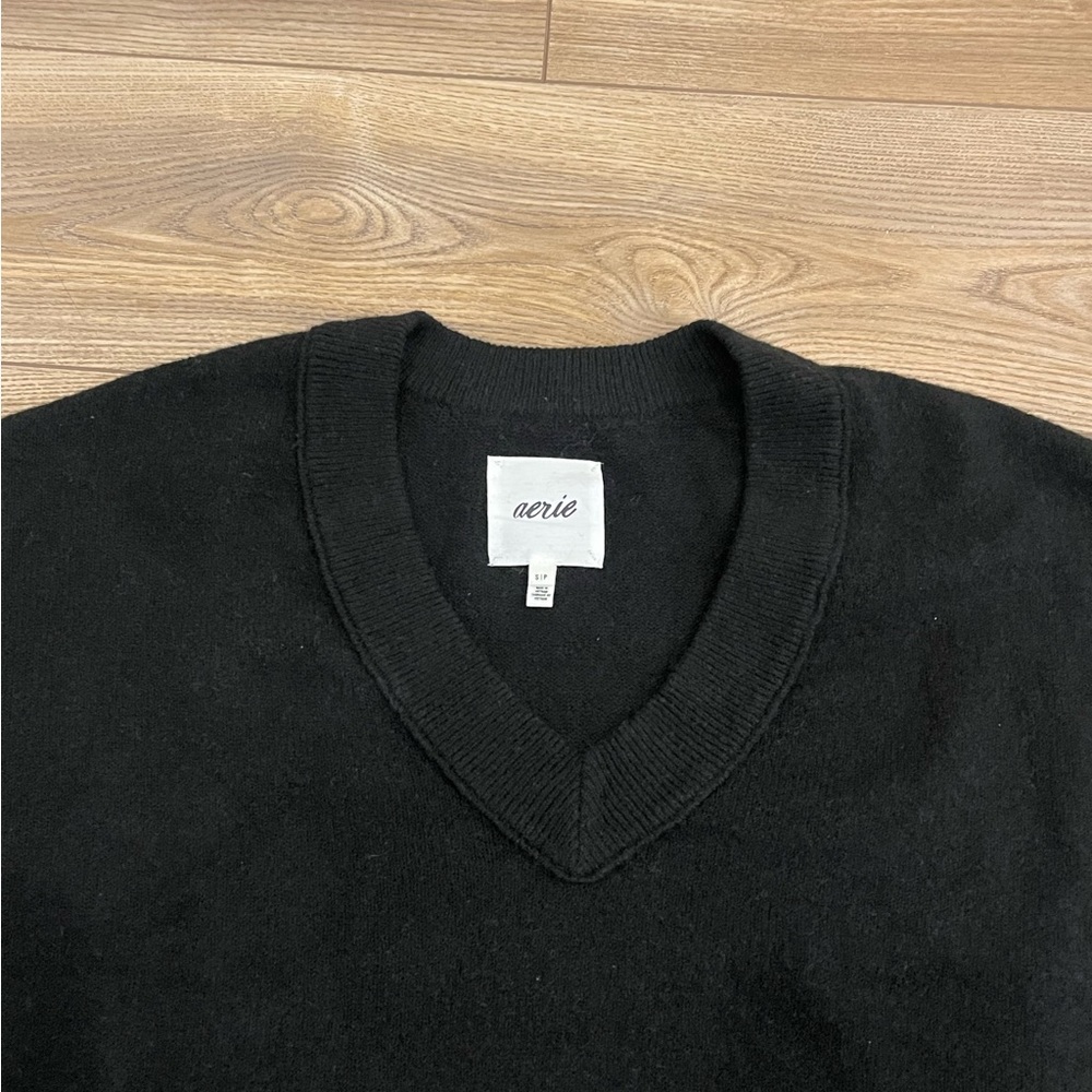 Aerie Black V-Neck Sweater - Picture 3 of 6
